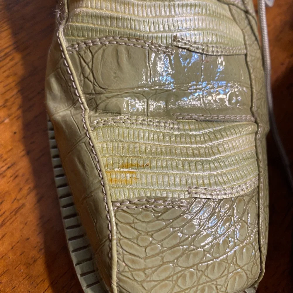 Hugo Vitelli‎ shoes.  11W.  Green alligator print.